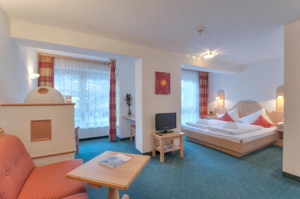 Hotel Garni Europa Санкт-Антон-ам-Арльберг Номер фото